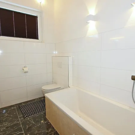 Modern In Near Lift * Zell am Ziller